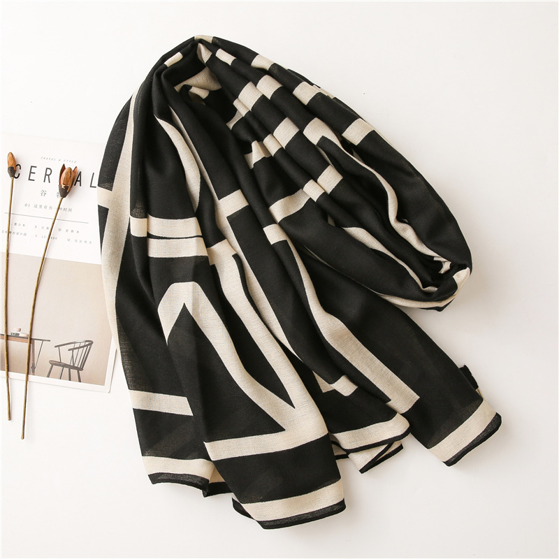 Spain Luxury Brand Black Beige – Tippet Line Bewertung und Preis